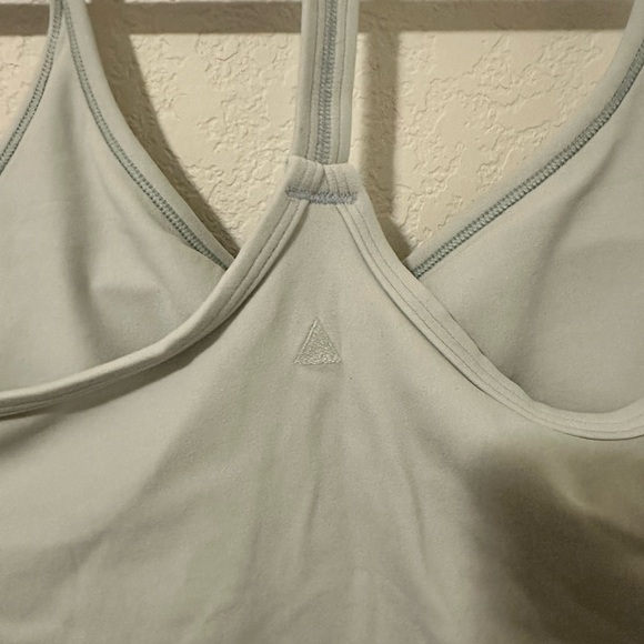 Vitality Tank - Picture 3 of 4